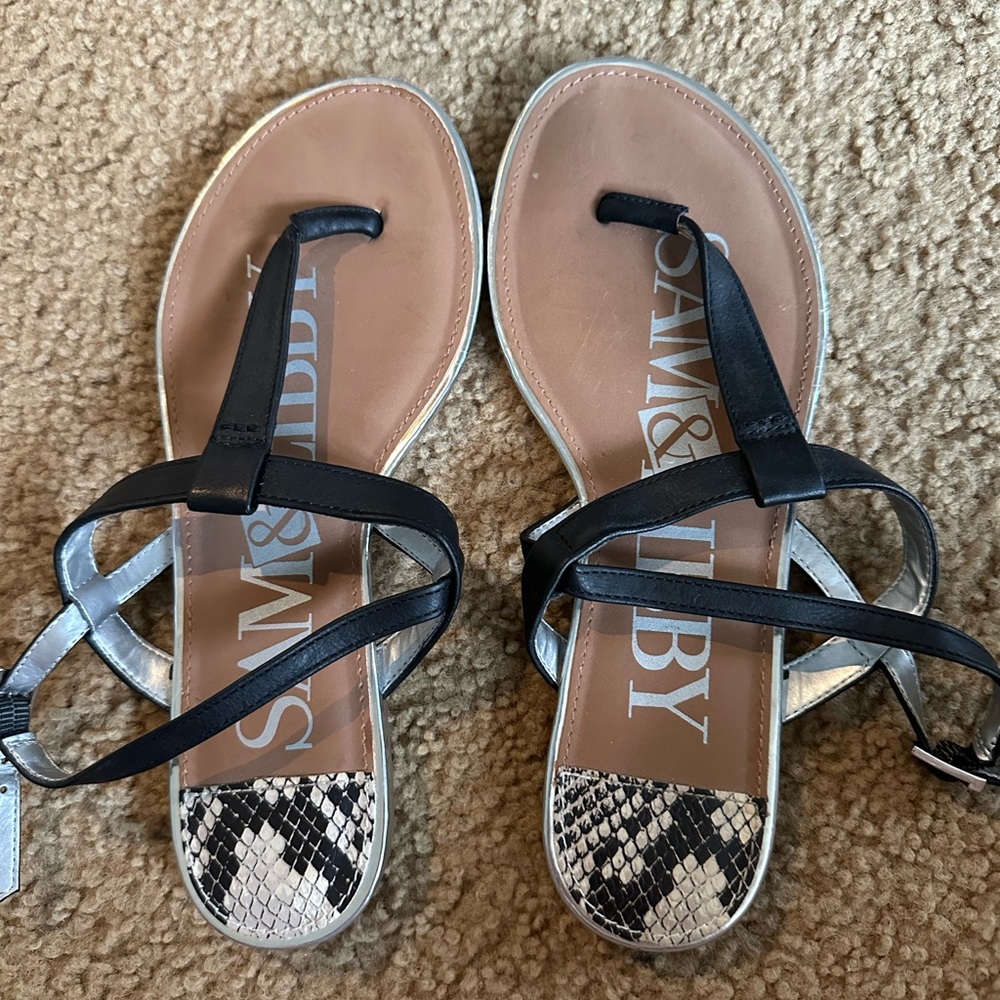 Size 7 black Sam & Libby sandals